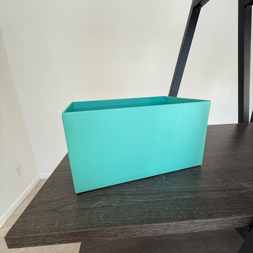 Tiffany & Co. Blue Gift Box with Lid Empty 7.5” x 4.5” x 4” - Picture 4 of 10